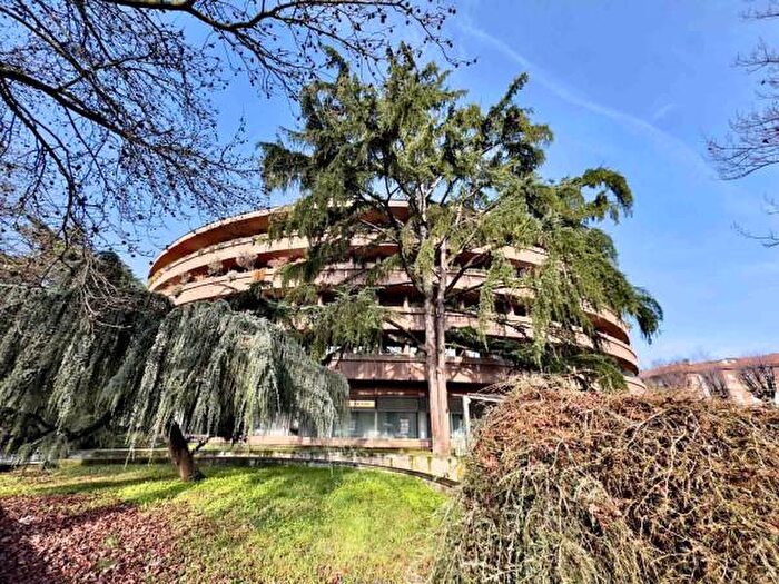 Appartamento trilocale in vendita in Rotonda Massimo dAzeglio, Novara