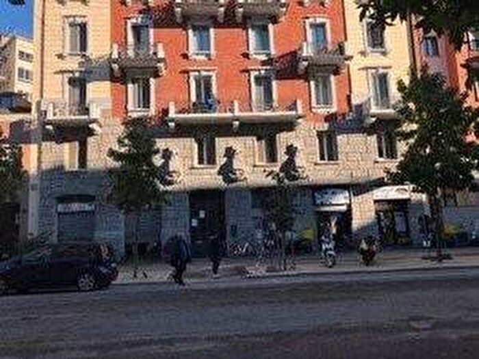 Appartamento bilocale in affitto in Via Garigliano, Isola, Milano
