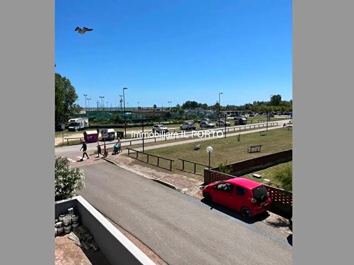 Appartamento trilocale in vendita in Comacchio