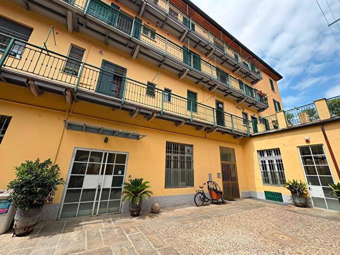 Appartamento bilocale in affitto in Via Elia Lombardini, Navigli Darsena, Milano