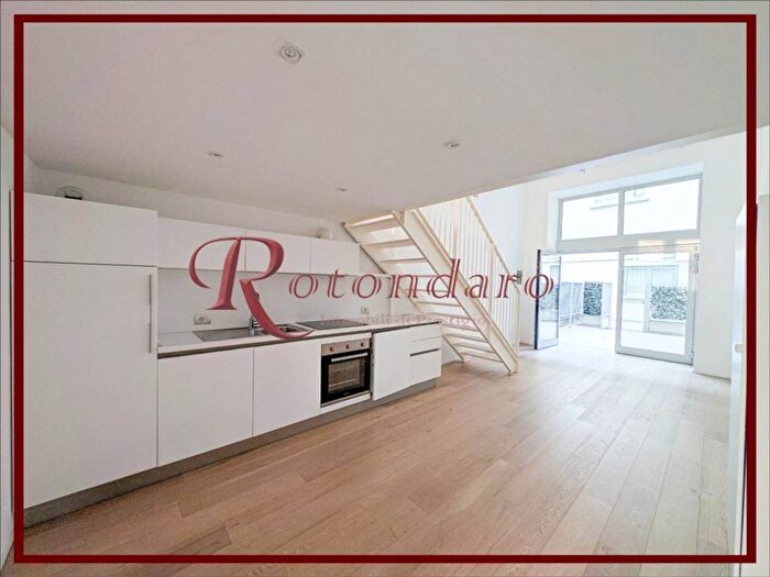 Appartamento bilocale in affitto in Via Andrea Solari, Solari, Milano