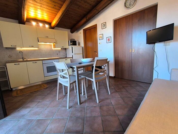 Appartamento bilocale in affitto in Via Pietro Ayres, Centro, Savigliano