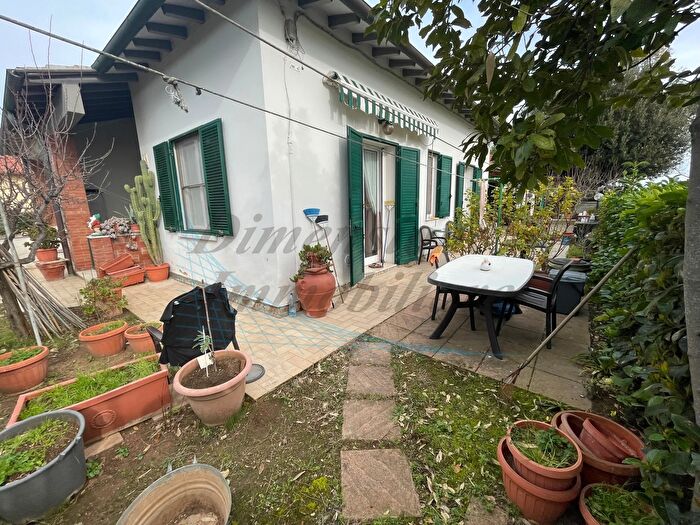 Casa con 5 locali in vendita in Via Tommaso Campanella, Rosignano Marittimo