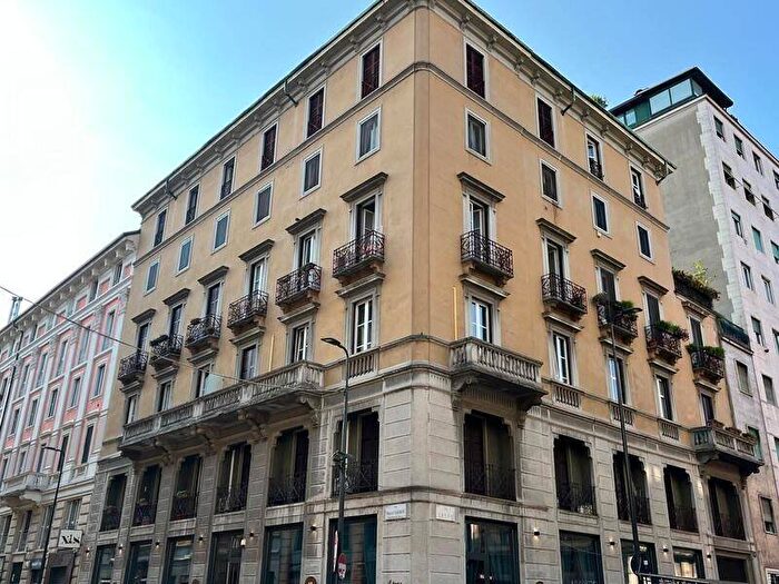 Appartamento bilocale in affitto in Via Lecco, Buenos Aires, Milano