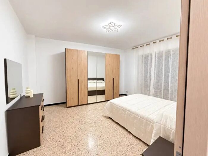 Appartamento quadrilocale in affitto in Via Guttuari, Asti