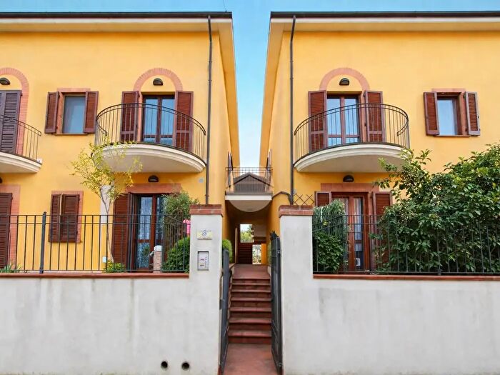 Appartamento quadrilocale in vendita in Contrada Varco, Potenza Picena