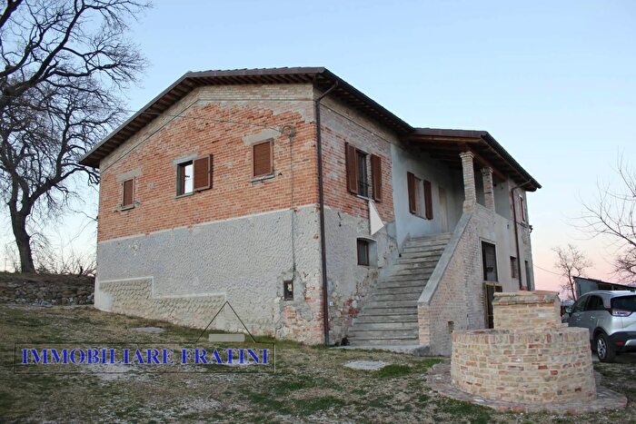 Casa con 5 locali in vendita in Civitella del Tronto, Civitella Del Tronto