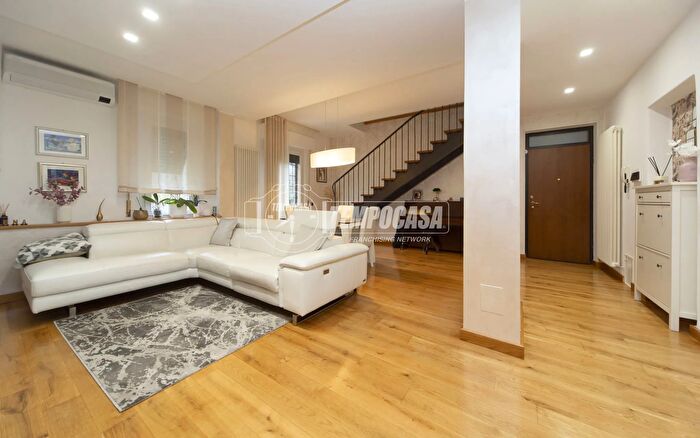 Appartamento quadrilocale in vendita in Via della Quintana, Perugia