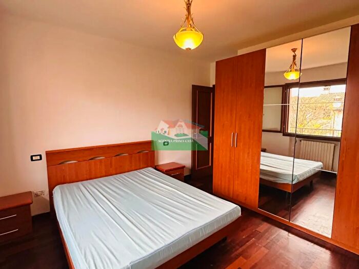 Casa con 6 locali in vendita in Viale Galileo Galilei, Ravenna