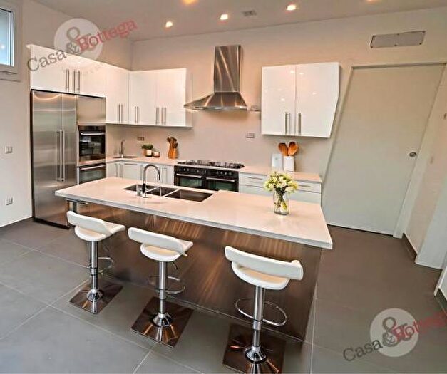 Appartamento quadrilocale in vendita in Via Emilia, Longiano