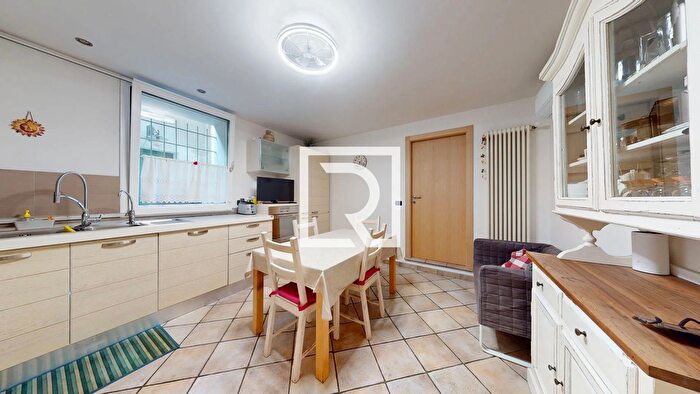 Case in Vendita e in Affitto - 3