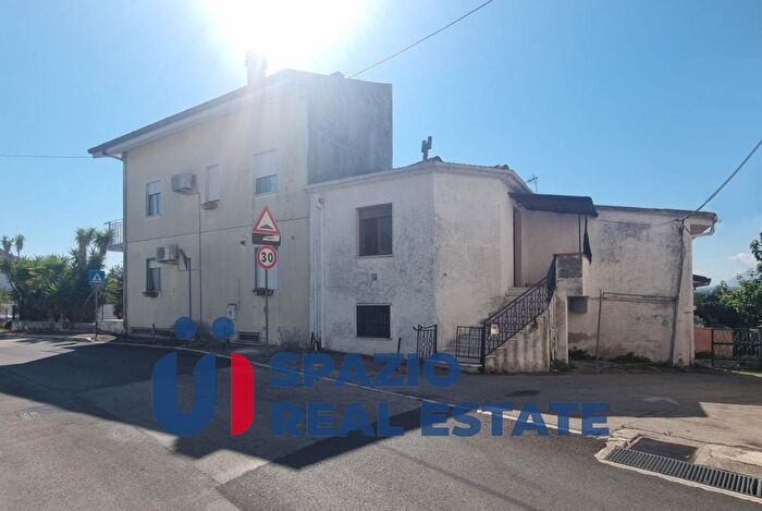 Casa con 6 locali in vendita in Via Roma, Torrevecchia Teatina