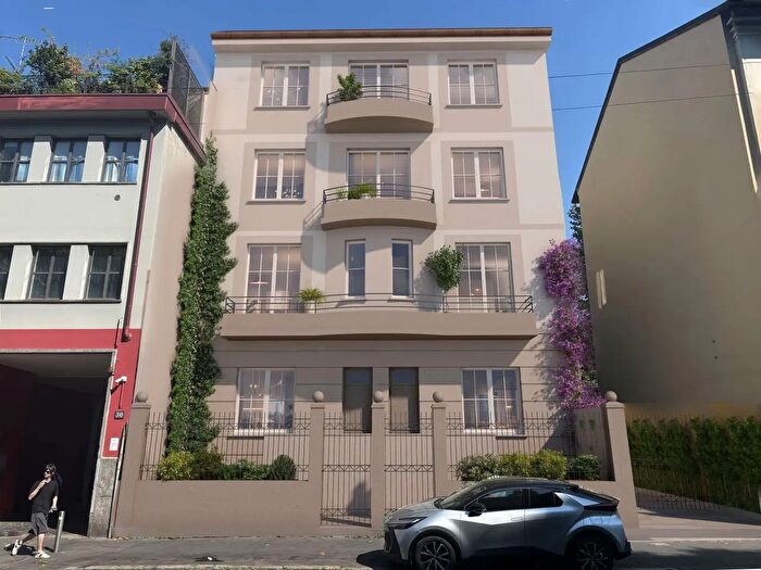 Appartamento trilocale in vendita in Milano