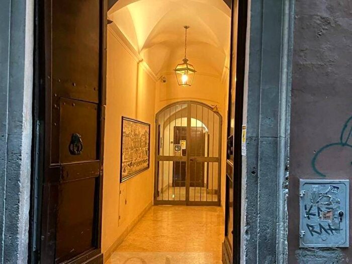 Appartamento monolocale in affitto in Via Del Collegio Capranica, Pantheon, Roma