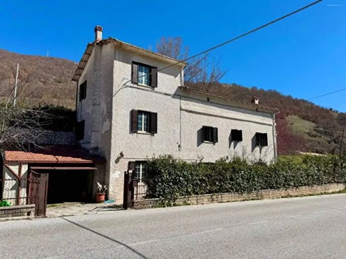 Casa trilocale in vendita in Ss, Scoppito