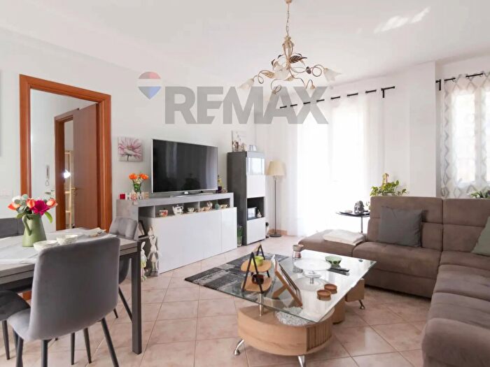 Appartamento quadrilocale in vendita in Via Marianna Magrì, Belpasso