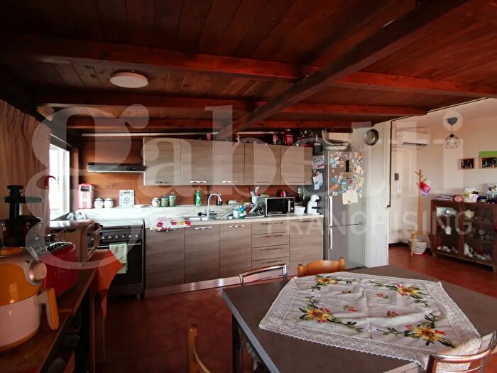 Appartamento quadrilocale in vendita in Via Antonio Gramsci, Gravina Di Catania