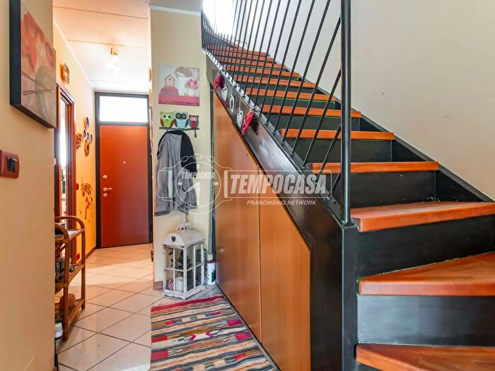 Appartamento trilocale in vendita in Via Masaccio, Como