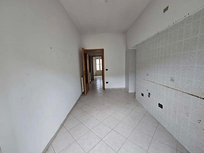 Appartamento con 5 locali in vendita in Via Emilia, Catanzaro