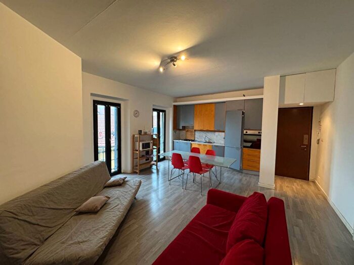 Appartamento trilocale in affitto in Via Paracelso, Buenos Aires, Milano