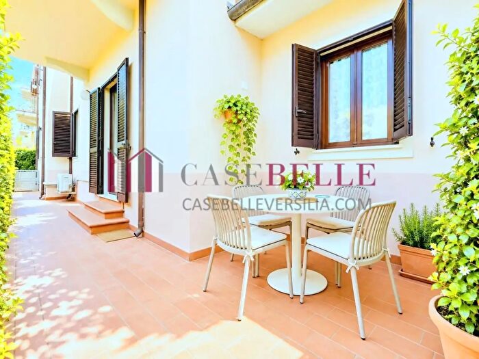 Appartamento quadrilocale in vendita in Pietrasanta