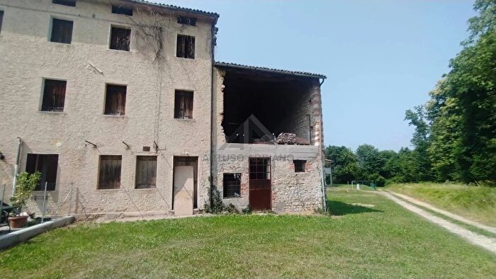 Casa in vendita in Pieve del Grappa
