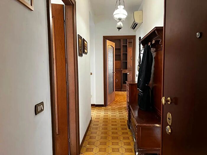 Appartamento trilocale in affitto in Via Bellini, Cormano