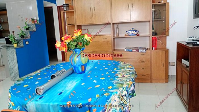 Appartamento quadrilocale in vendita in Via Madonna del Ponte Balestrate Pa, Balestrate