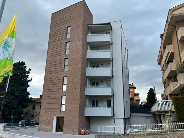 Appartamento quadrilocale in vendita in Via Madonna Alta, Perugia