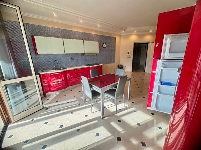 Appartamento trilocale in affitto in Via Emilio De Marchi, Borgo Vittoria, Torino