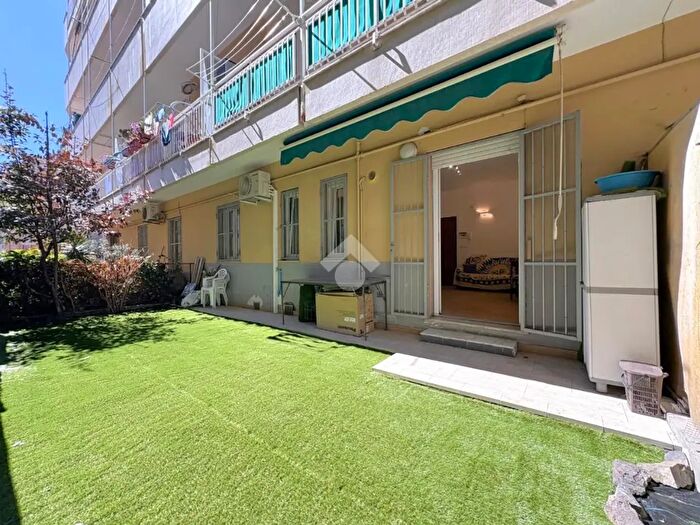 Appartamento bilocale in vendita in Via Antonio Fogazzaro, Loano