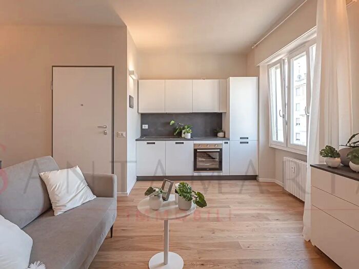 Appartamento bilocale in affitto in Via Carlo Dolci, Milano