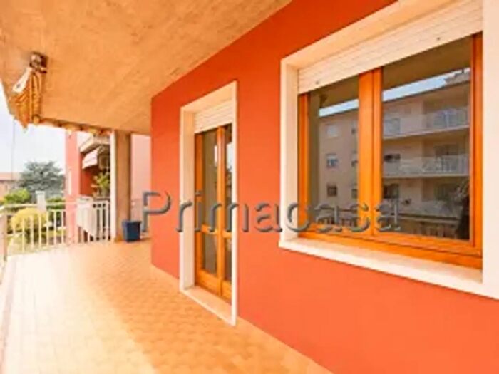 Appartamento quadrilocale in vendita in Via Genova, San Martino Buon Albergo