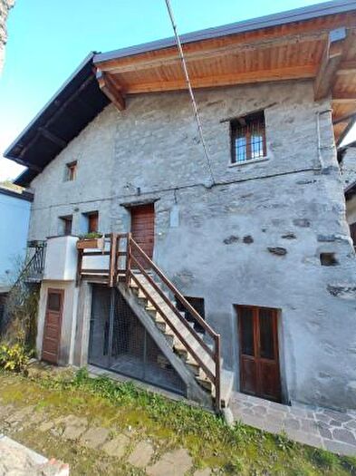 Casa con 5 locali in vendita in Temu
