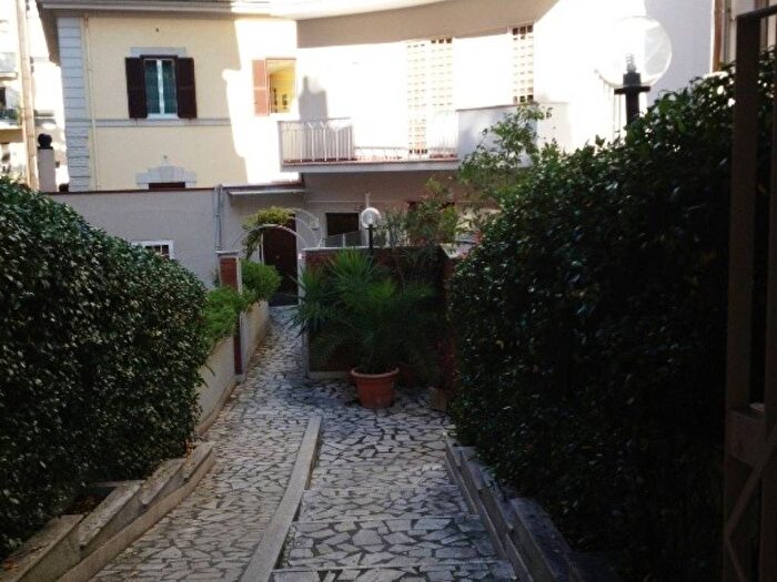 Appartamento monolocale in affitto in Via Ghirza, Africano Villa Chigi, Roma