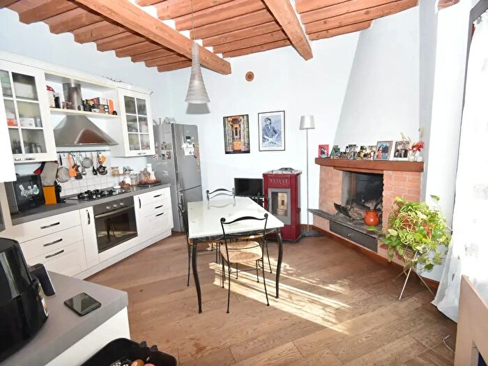 Casa con 5 locali in vendita in San Giuliano Terme