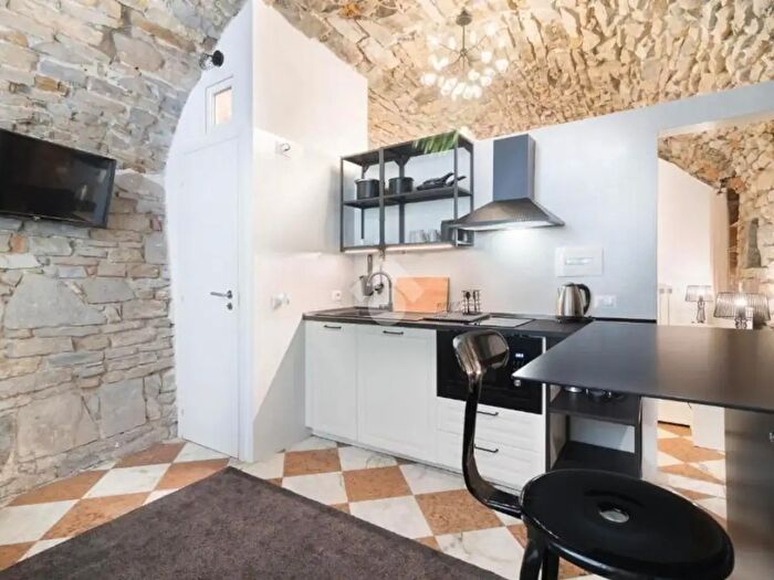Appartamento bilocale in vendita in Via Pignolo, Bergamo