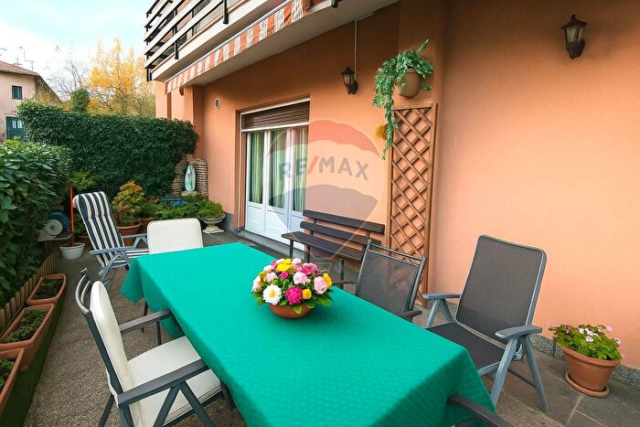 Appartamento trilocale in vendita in Via Giuseppe Parini, Colle Brianza