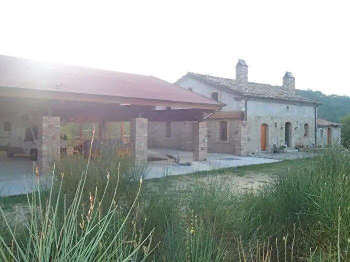 Casa con 10 locali in vendita in Campobasso