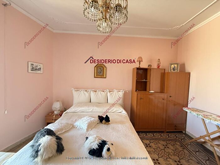 Appartamento quadrilocale in vendita in Pollina