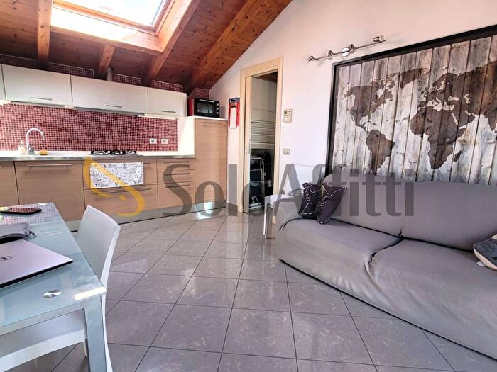 Appartamento bilocale in affitto in Via Mulini, Centro, Parabiago