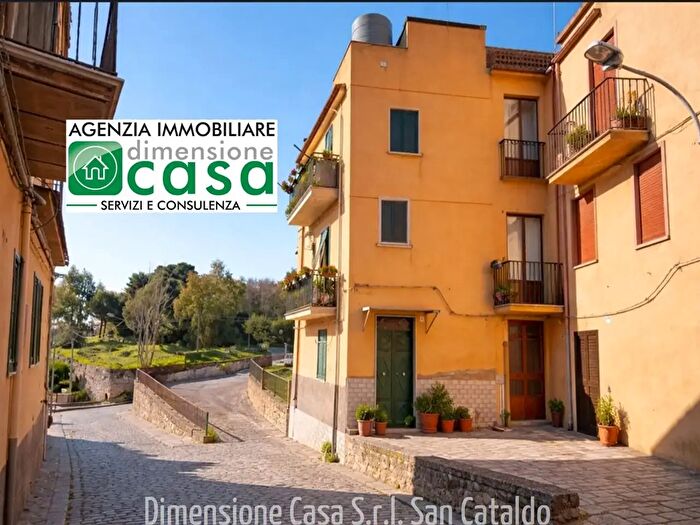Casa monolocale in vendita in Via S Lucia, San Cataldo