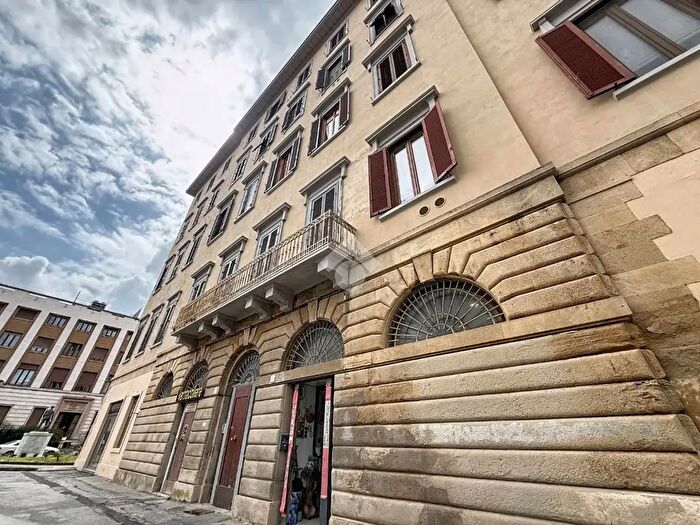 Appartamento trilocale in vendita in Scali del Corso, Livorno