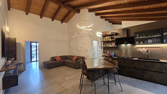 Appartamento trilocale in vendita in Via Narni, Terni