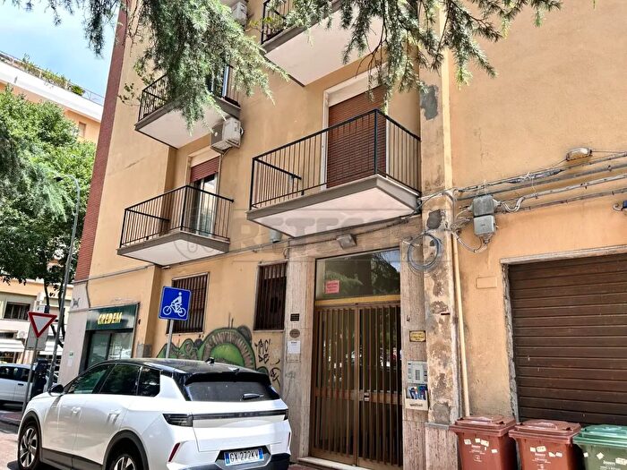 Appartamento trilocale in vendita in Via Istria, Caltanissetta