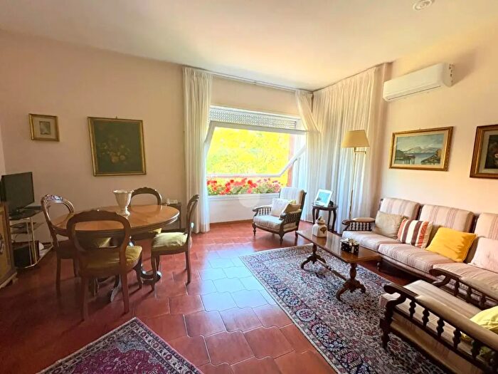 Appartamento trilocale in affitto in Via Cassia, Roma