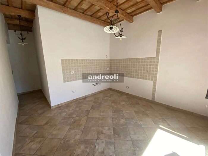 Appartamento bilocale in vendita in Rosora