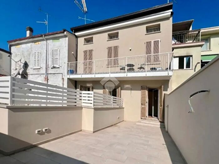 Appartamento trilocale in vendita in Via Carlo Pisacane, Guastalla