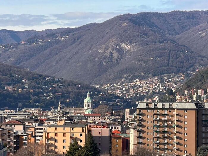 Appartamento bilocale in vendita in Como
