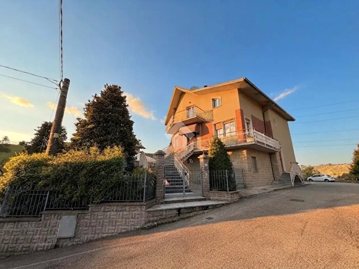 Casa con 5 locali in vendita in Str Lodrignano, Neviano Degli Arduini